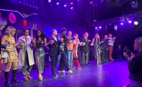 Schlussapplaus für "Rock my Soul" Musical und Darsteller im Metropol