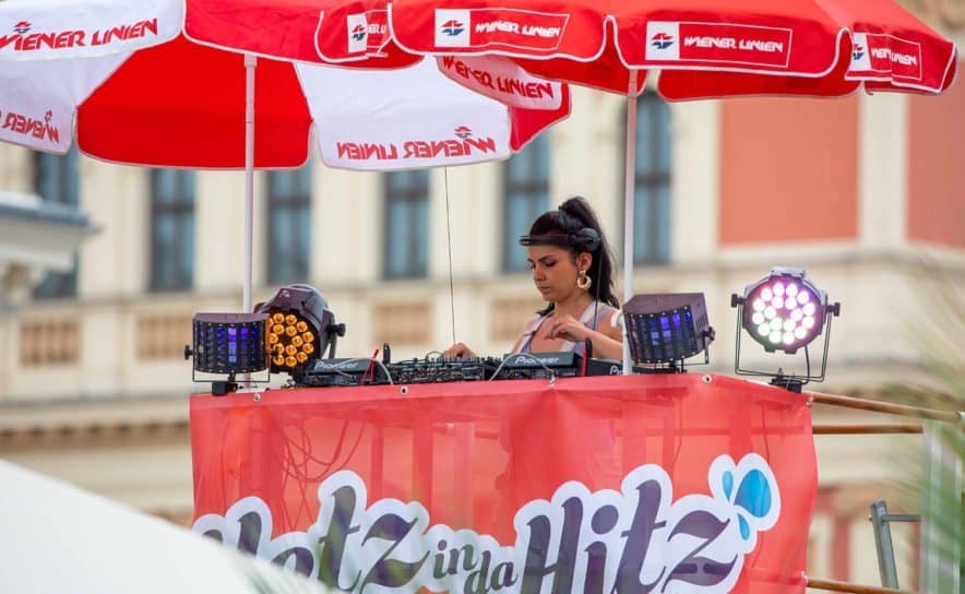 "Hetz in da Hitz" Sommerfest der Wiener Linien am Karlsplatz