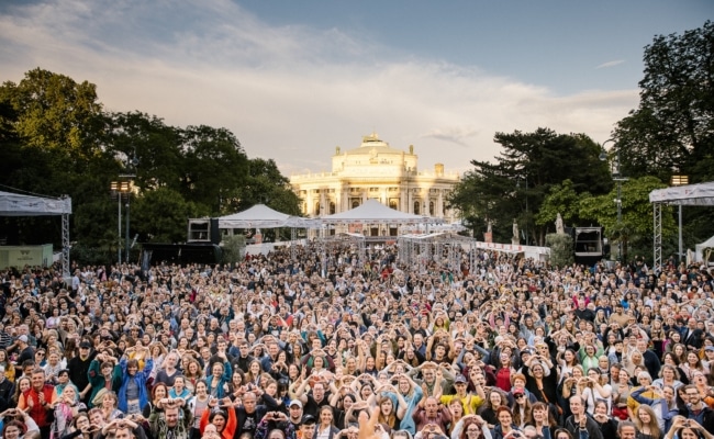 Besucher*innen am #wienliebe-Festival.