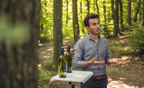 Artur Cisar-Erlach (Buchautor und Waldökologe erklärt Genuss bei Führungen durch den Wienerwald