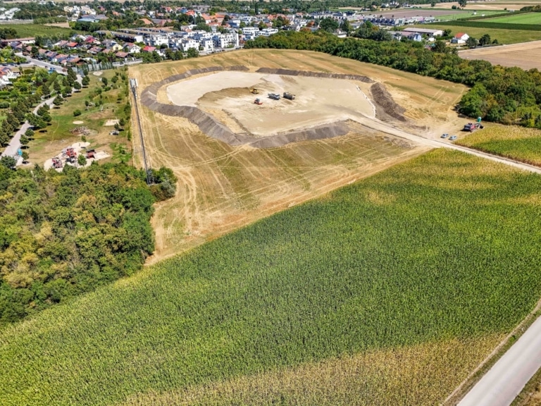 Bauarbeiten für Park der Artenvielfalt in Wien Donaustadt.