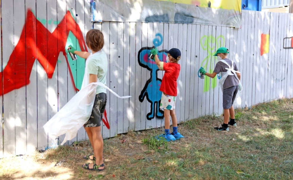 Temporäre „Wienerwand“ am Gaudenzdofer Gürtel für junge Graffiti-Künstler.