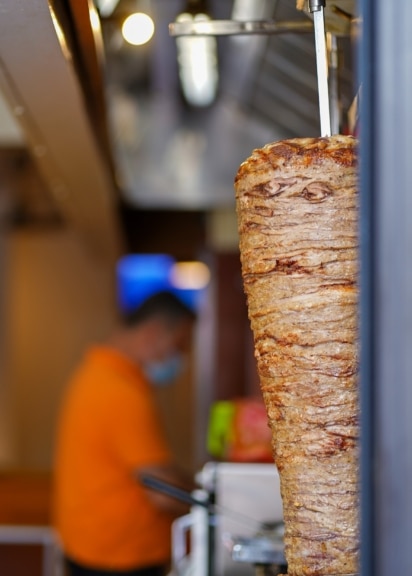 Döner Kebabstände werden regelmäßig von der Finanzpolizei kontrolliert.