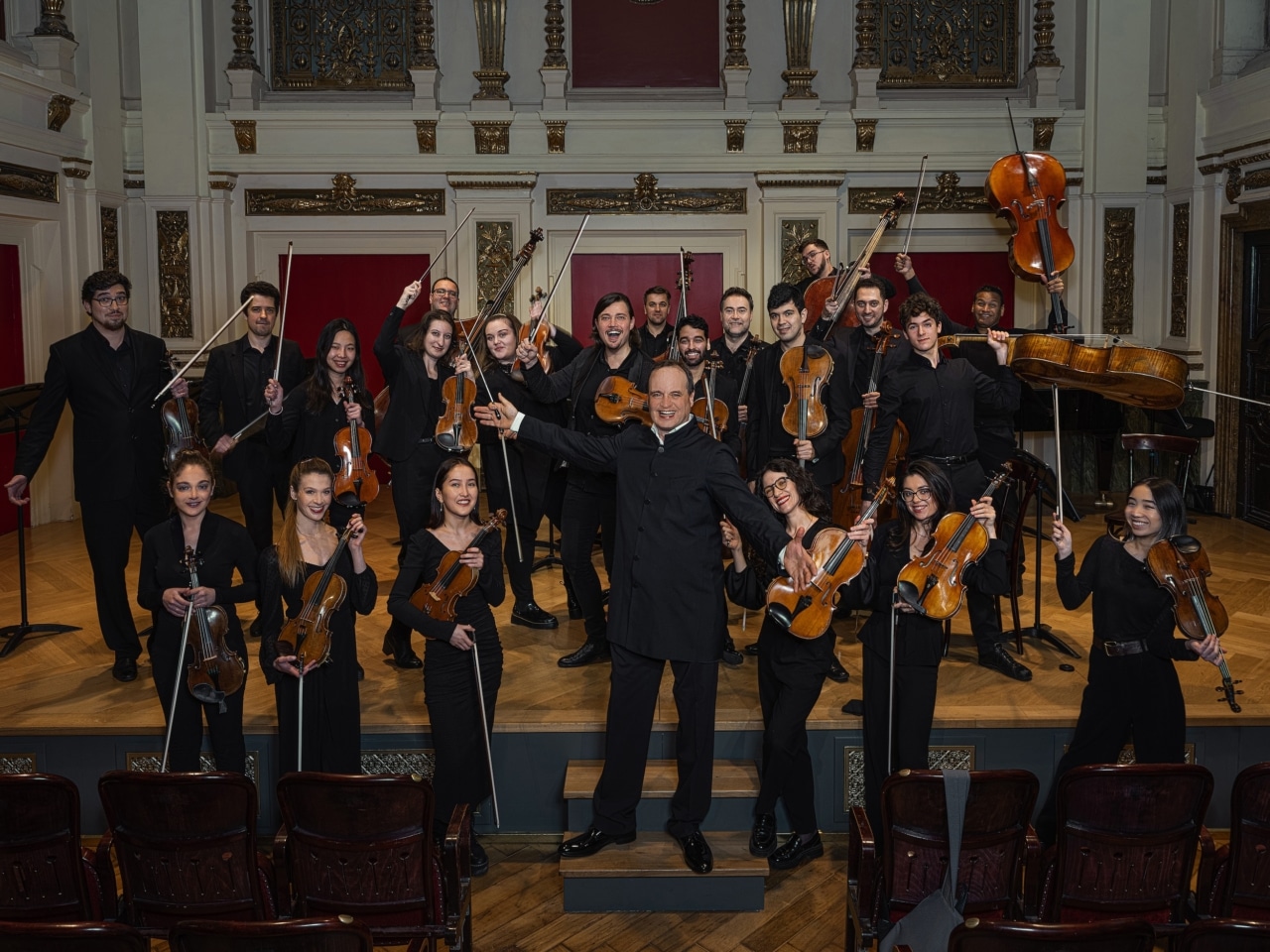 Eröffnung des Vienna Beethoven Conservatory im historischen Palais Ehrbar.