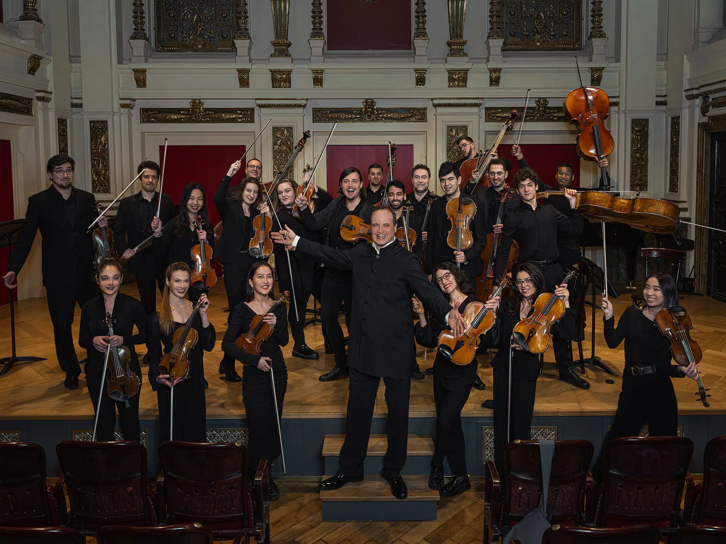 Eröffnung des Vienna Beethoven Conservatory im historischen Palais Ehrbar.