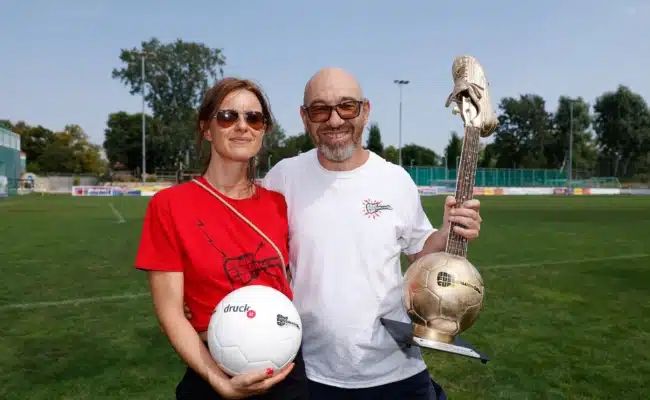 Die guten Seelen des des Band Fussball Cup: Sängerin Irena Blagojevic und Musiker Roman Gregory.