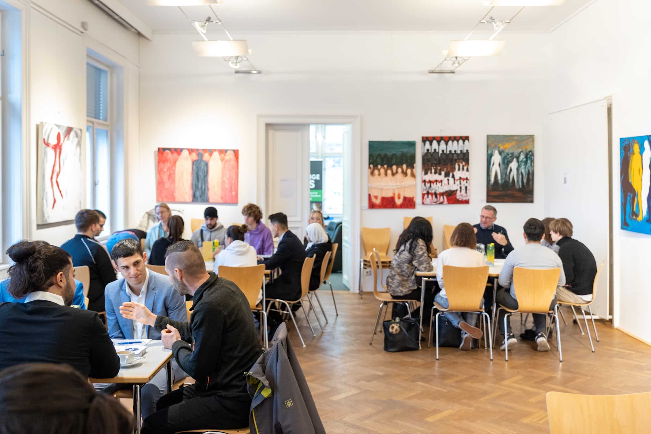 Job Speed Dating für junge Arbeitssuchende in Wien.