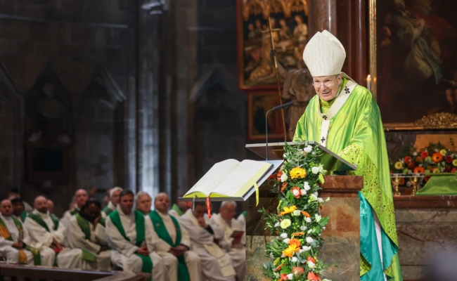 Abschied von Erzbischof Christoph Schönborn im Stephansdom.